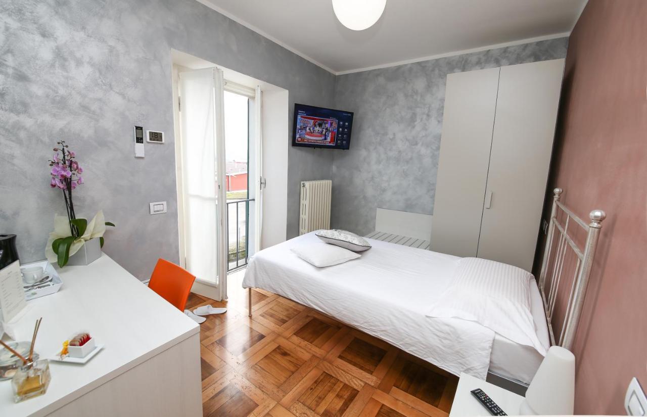 Foresteria La Torretta Fino Mornasco Εξωτερικό φωτογραφία